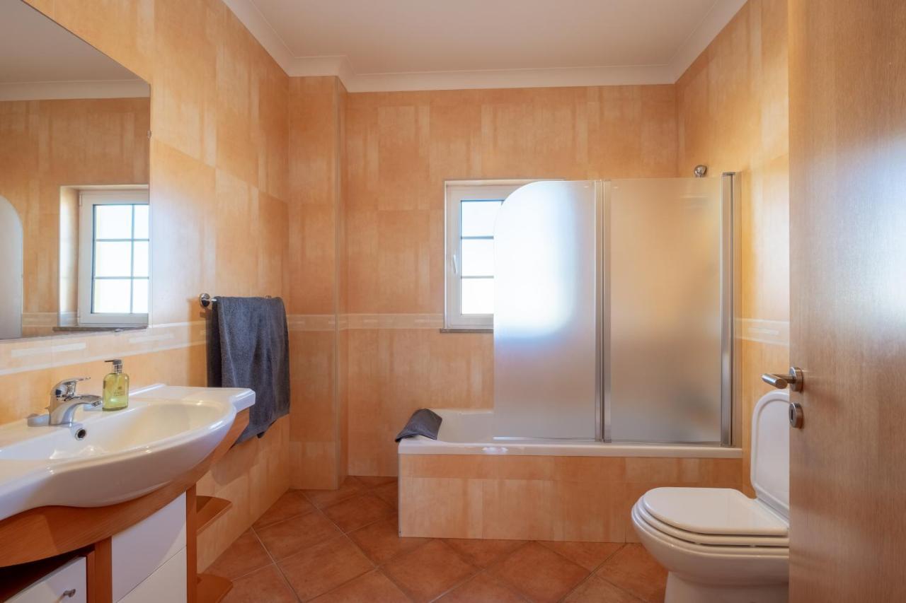 Porto De Mos 86 By Destination Algarve Villa
