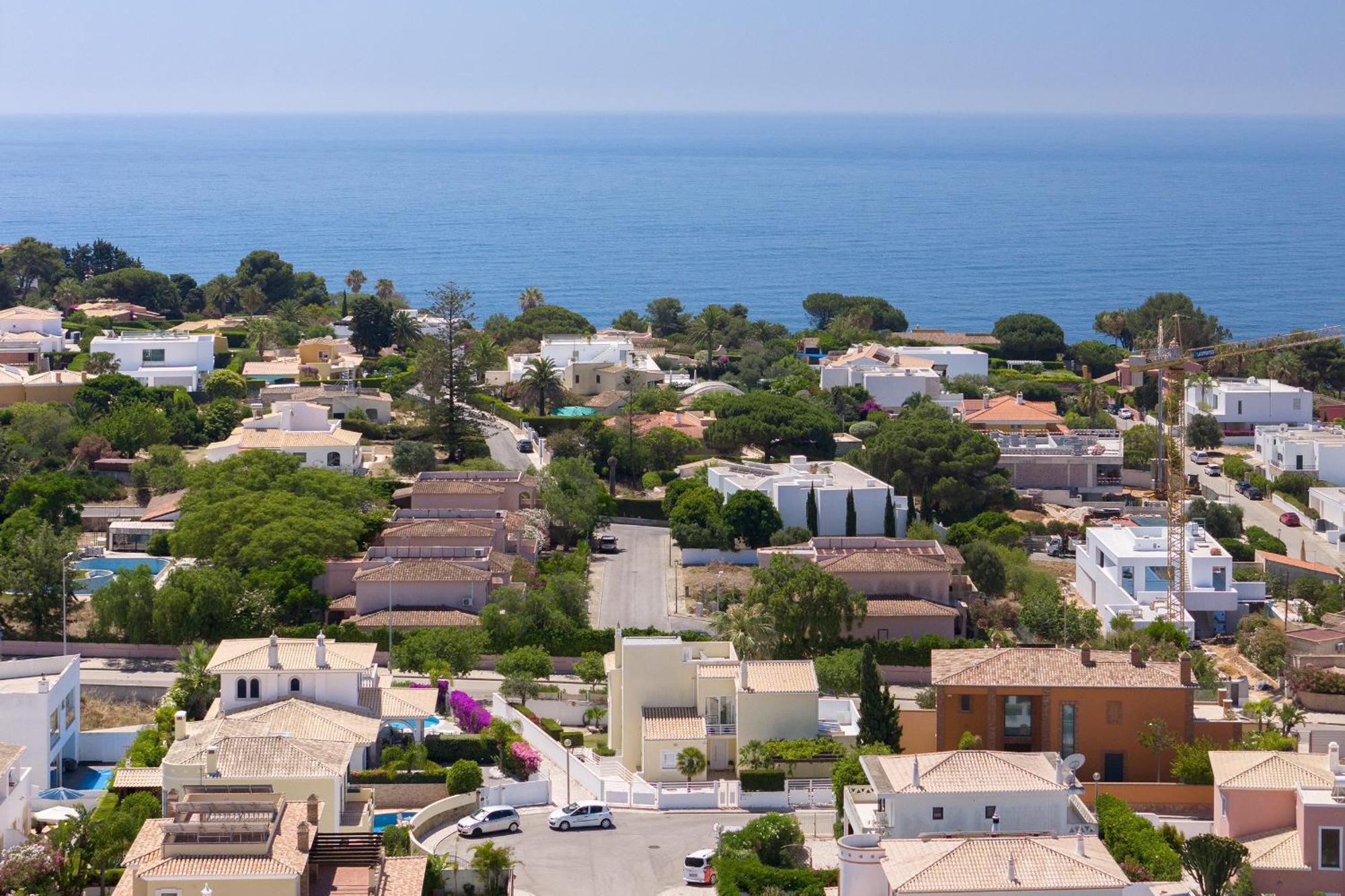 Porto De Mos 95 By Destination Algarve Villa
