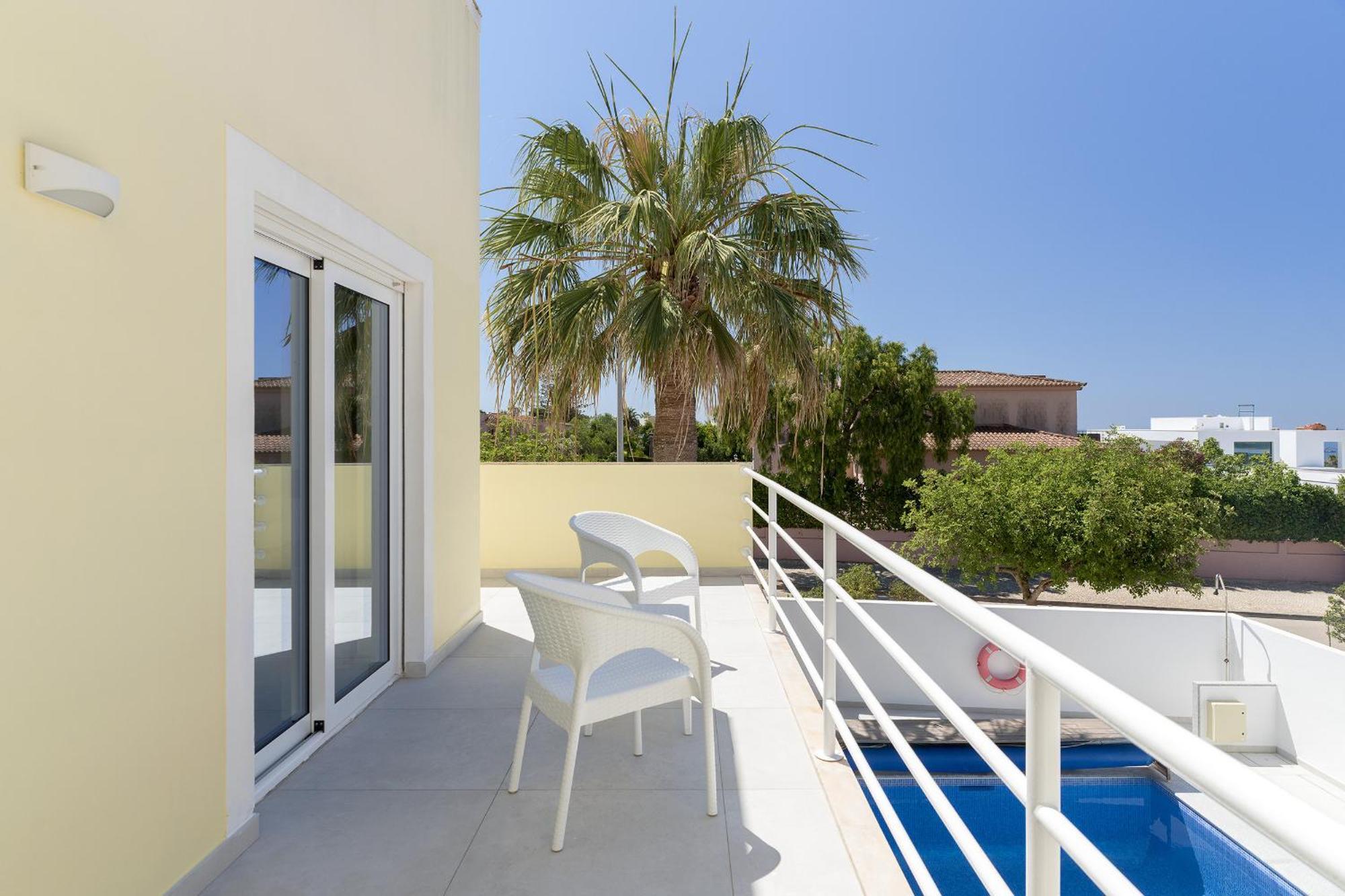 Porto De Mos 95 By Destination Algarve