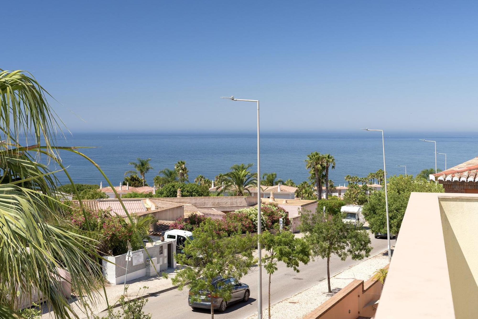 Porto De Mos 95 By Destination Algarve Lagos